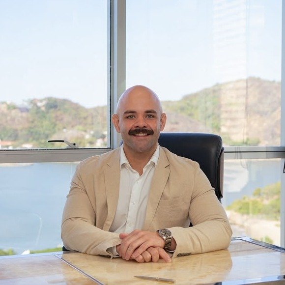 Dr. Marcos Aurélio P. de Souza Jr